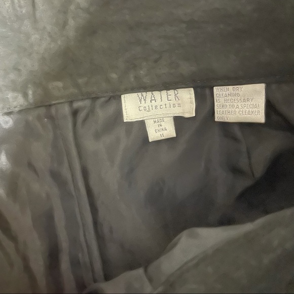 Water Collection High Waist Leather Shorts - Picture 5 of 7